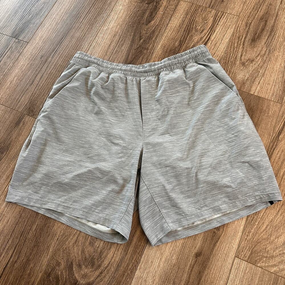 Lululemon Pace Breaker Shorts Men’s Medium Gray 7” Inseam Athletic Running
